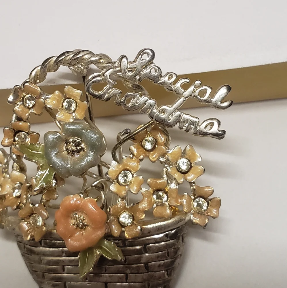 Unique Vintage Flower Basket Special Grandma Brooch